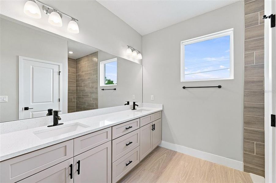 Furnished interior view inside a new home in , Ocala (Image 8).
