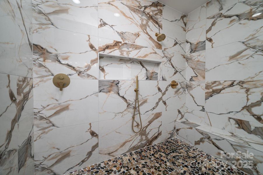 Close-up of interior finishes inside a home in , Shelby (Image 20).