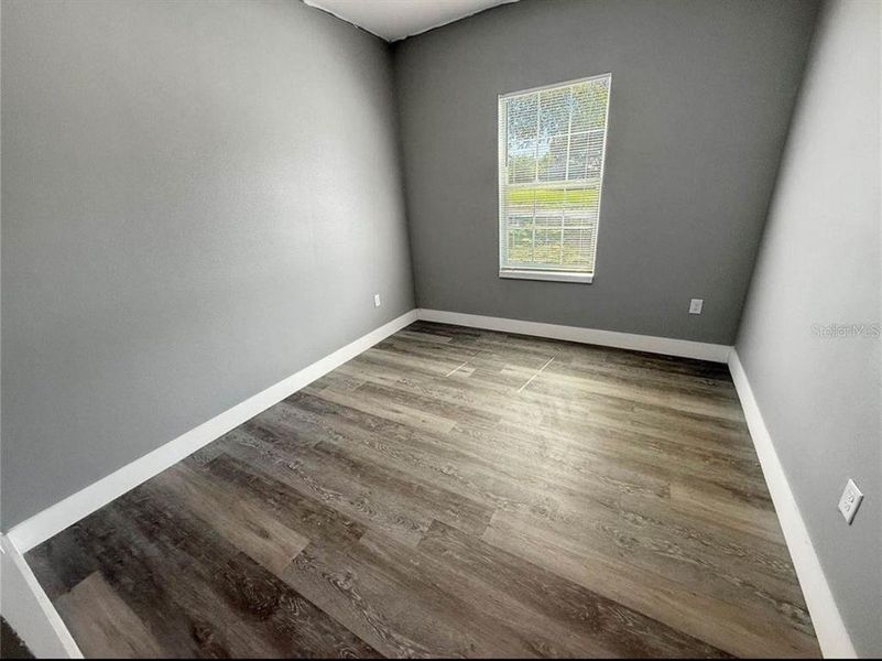 Spacious, unfurnished interior of a new home in , Lake Wales (Image 13).