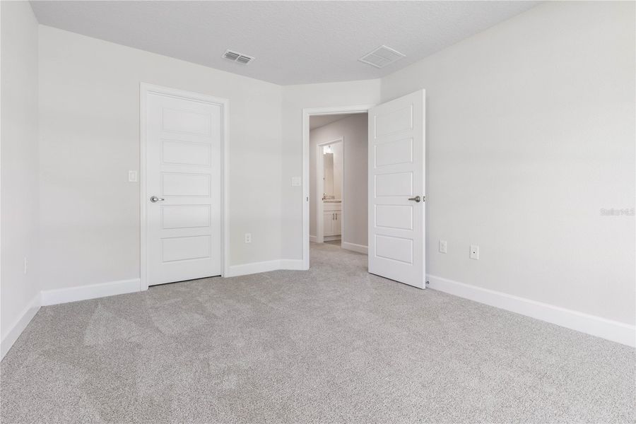 Spacious, unfurnished interior of a new home in Palm Coast, Palm Coast (Image 30).