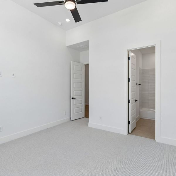 Spacious, unfurnished interior of a new home in The Parks at Wilson Creek, Celina (Image 72). Spacious, unfurnished interior of a new home in The Parks at Wilson Creek, Celina (Image 72).