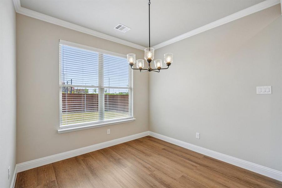 Spacious, unfurnished interior of a new home in , Alvarado (Image 18).