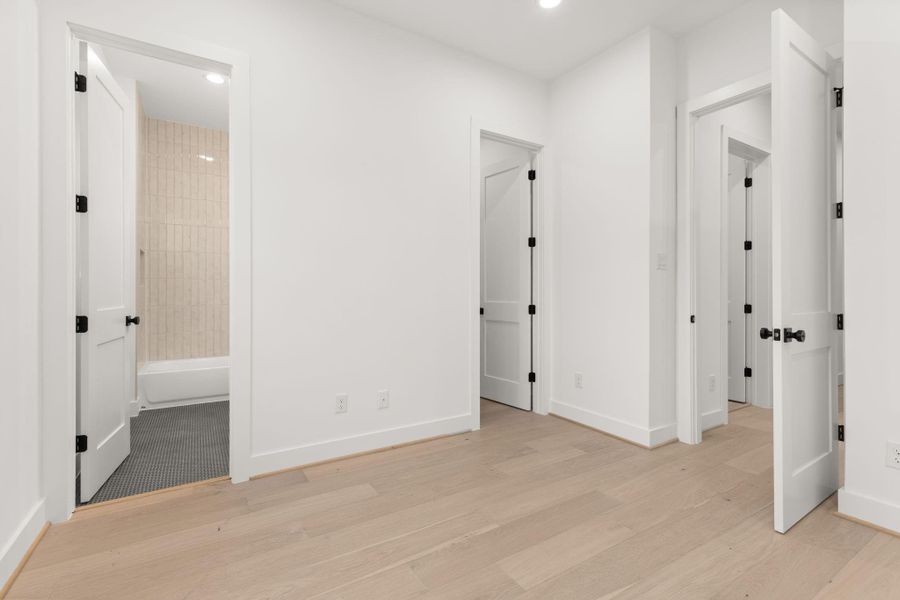 Image 32 of a home in . Image 32 of a home in .