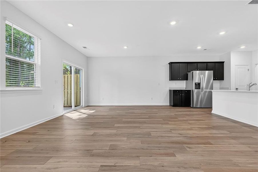Spacious, unfurnished interior of a new home in , Lawrenceville (Image 15).