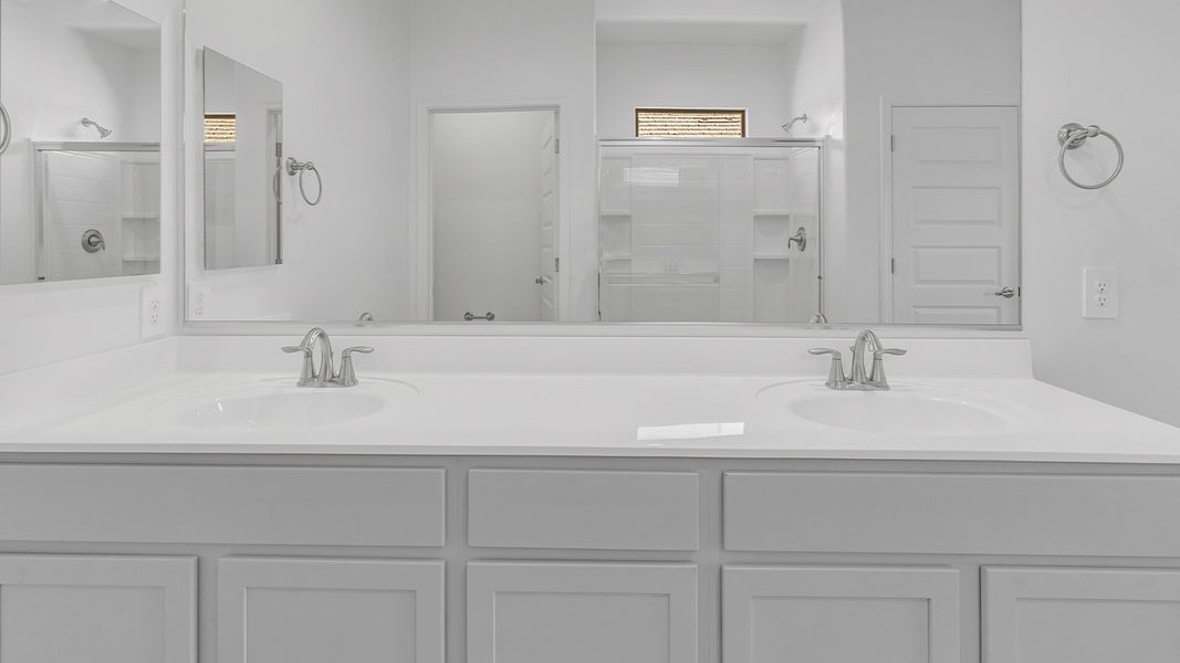 Representative furnished interior of a home built from the Pearl by D.R. Horton in Saguaro Bloom, Marana (Image 16).