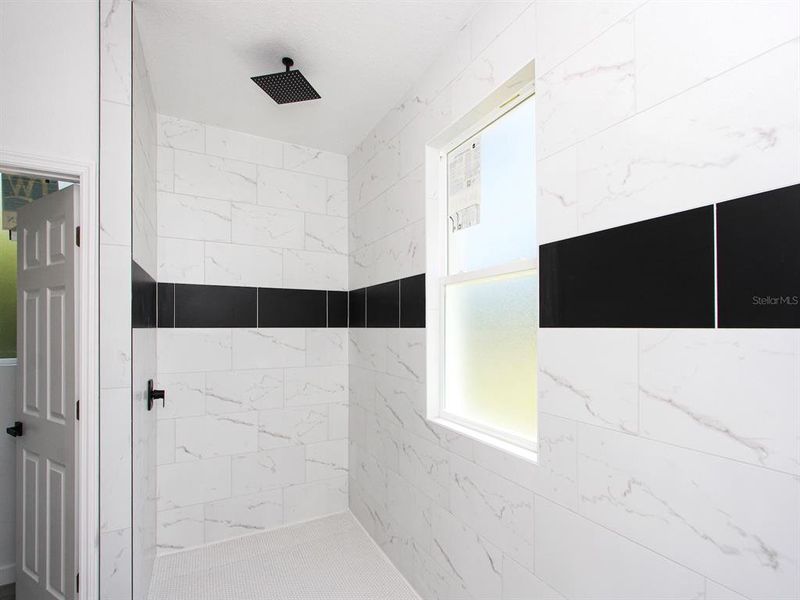 Image 33 of a home in .