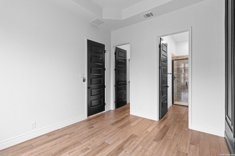 Spacious, unfurnished interior of a new home in , Selma (Image 27).