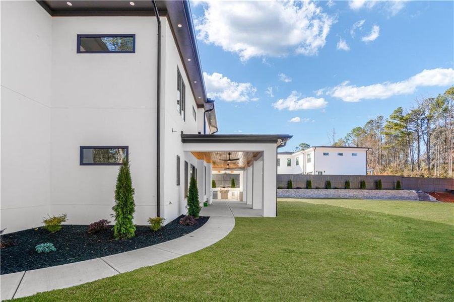 Exterior details and patio area of a home in , Lawrenceville (Image 32).