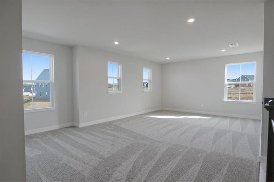 Spacious, unfurnished interior of a new home in Berkeley, Spartanburg (Image 14).