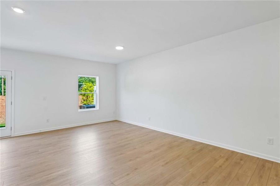 Spacious, unfurnished interior of a new home in Leydenview, Mableton (Image 22). Spacious, unfurnished interior of a new home in Leydenview, Mableton (Image 22).