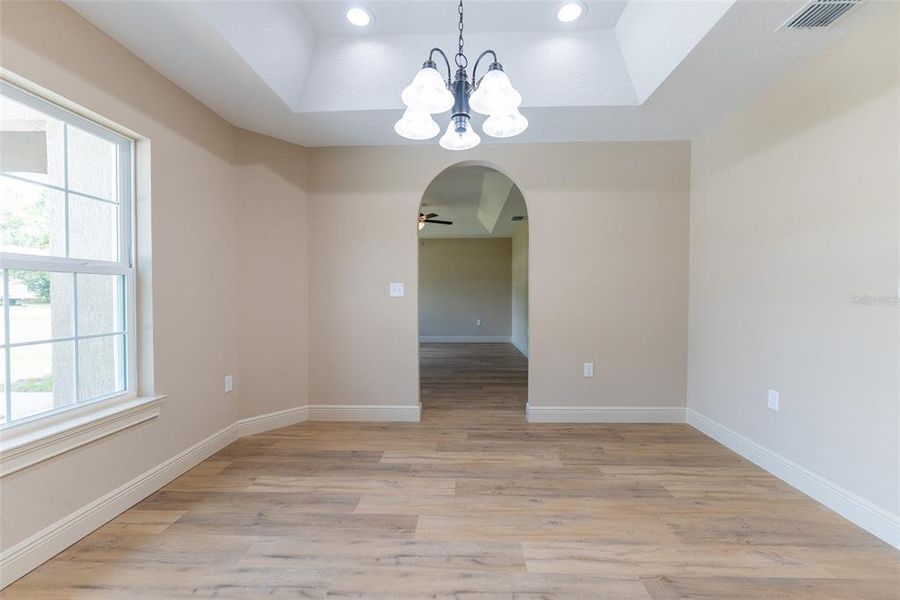 Spacious, unfurnished interior of a new home in , Ocala (Image 29).