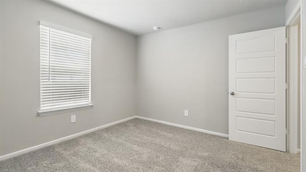 Spacious, unfurnished interior of a new home in Orchard Village, Fort Worth (Image 32).
