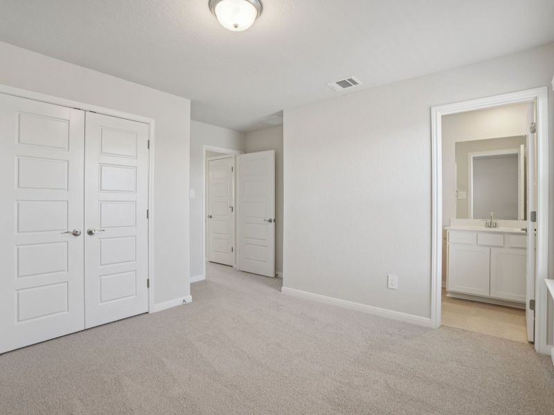 Spacious, unfurnished interior of a new home in Sagebrooke - Premier Series, San Antonio (Image 29). Spacious, unfurnished interior of a new home in Sagebrooke - Premier Series, San Antonio (Image 29).