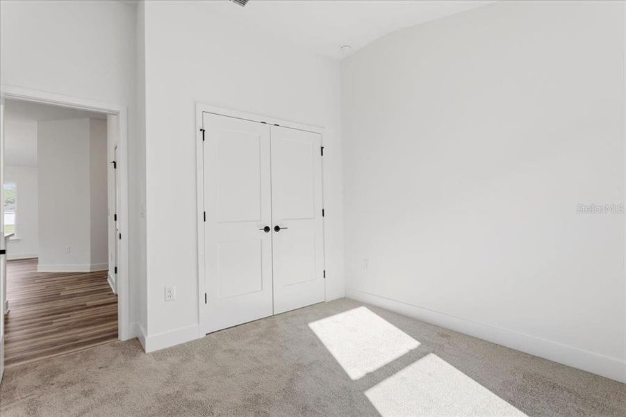 Spacious, unfurnished interior of a new home in Country Way South, Newberry (Image 18).