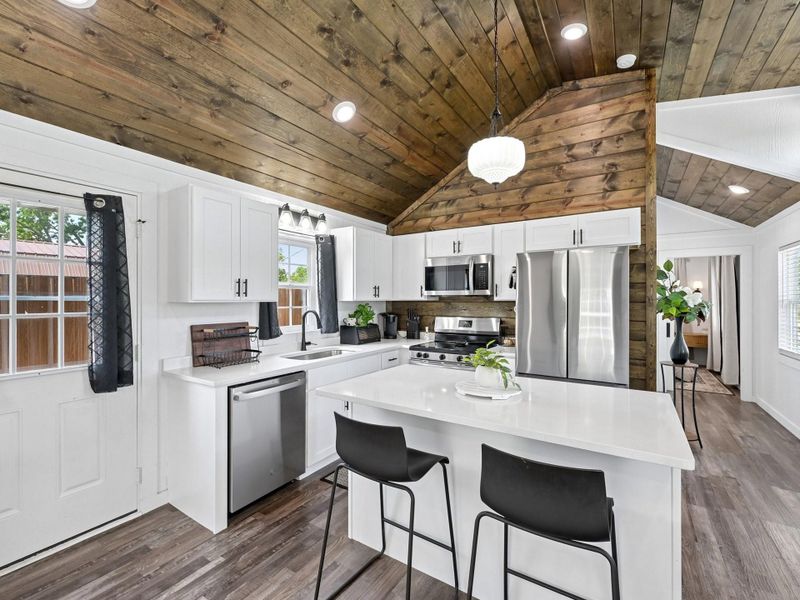 Furnished interior view inside a new home in , Bacliff (Image 17).
