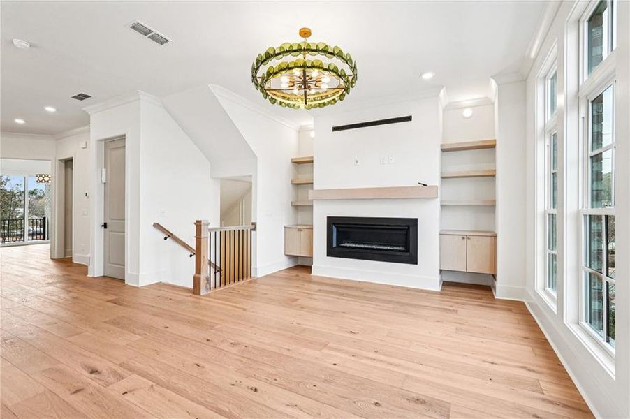 Spacious, unfurnished interior of a new home in Park Walke, Alpharetta (Image 39).