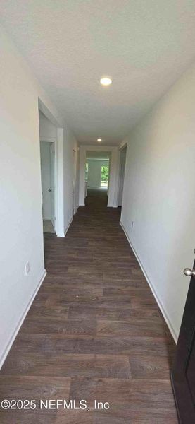 Spacious, unfurnished interior of a new home in The Arbors, Jacksonville (Image 44).