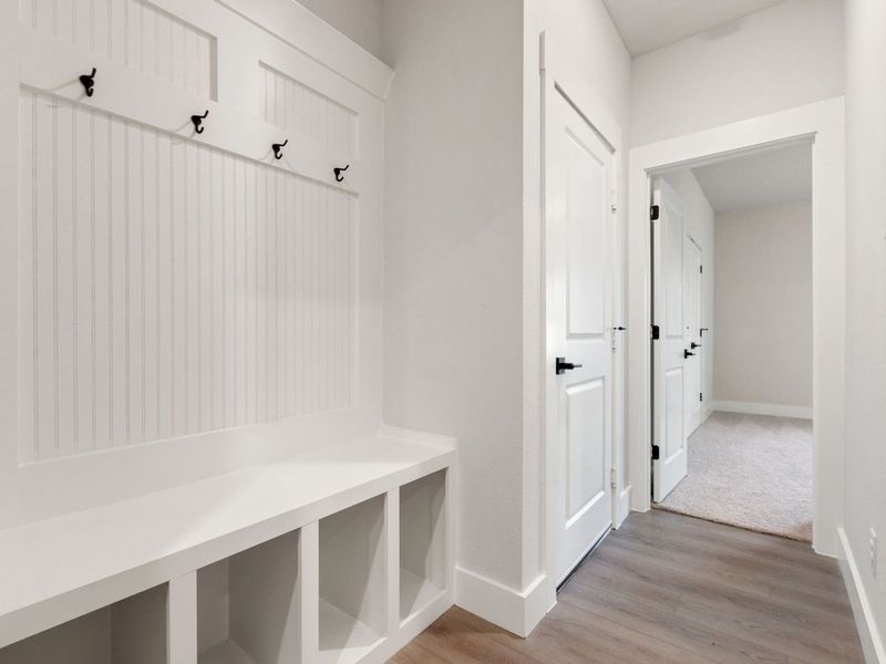 Spacious, unfurnished interior of a new home in Waverly Estates, Nevada (Image 15). Spacious, unfurnished interior of a new home in Waverly Estates, Nevada (Image 15).