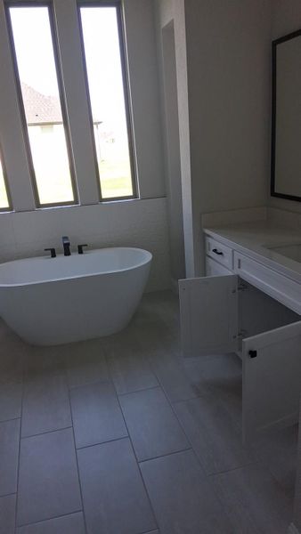 Image 12 of a home in Las Brisas at Stoney Creek. Image 12 of a home in Las Brisas at Stoney Creek.