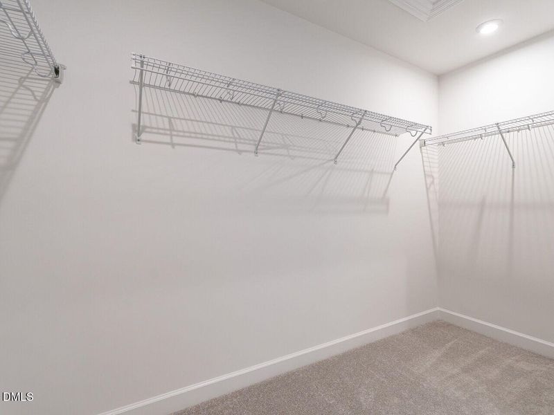 027-1280x960-primary-closet
