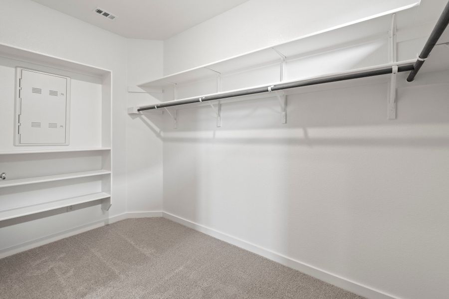 Spacious, unfurnished interior of a new home in Prairie Winds, Hutto (Image 28).