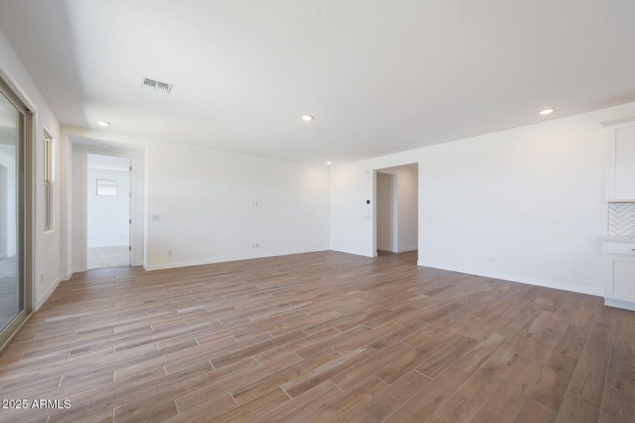 PHX_TierraVistoso_Lot 2010_Burgundy_1742