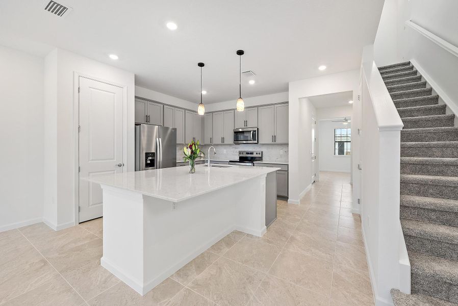 501 SW Sally Way (21)