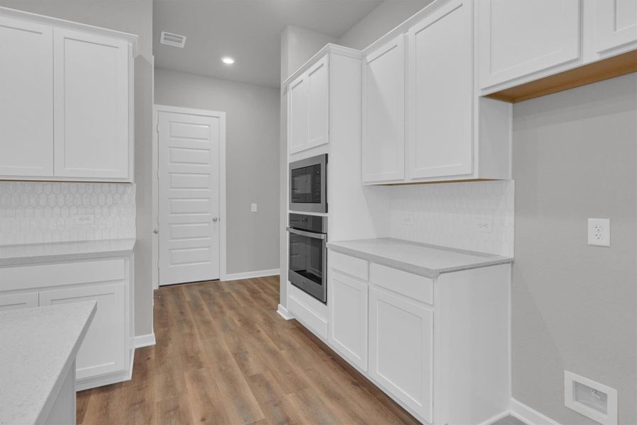 Furnished interior view inside a new home in Summer Place  35', Montgomery (Image 9).