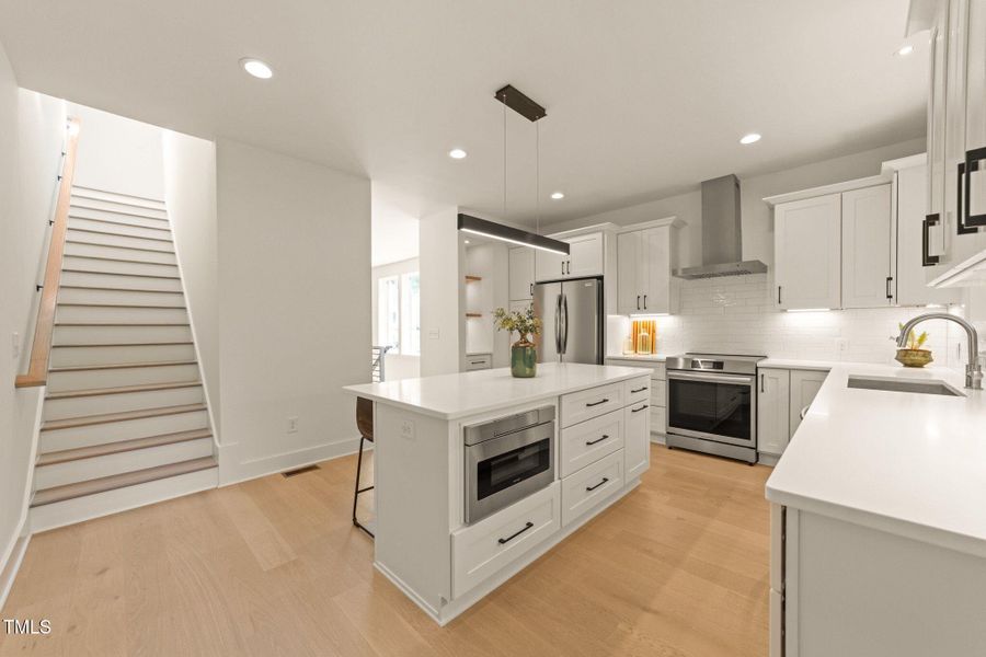 36-web-or-mls-21-print-3D5A7907