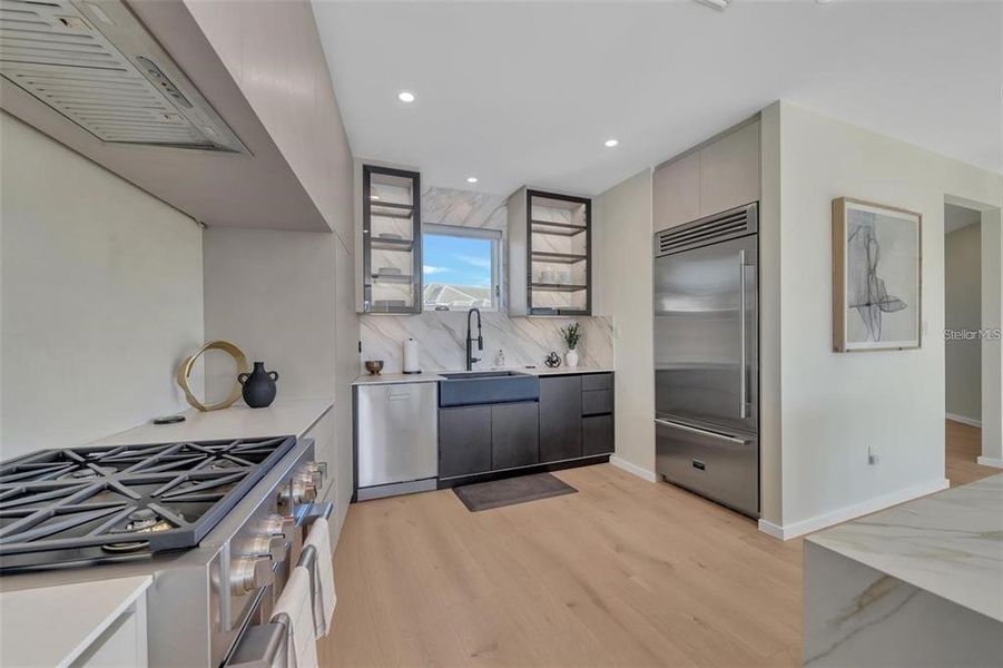 Furnished interior view inside a new home in , Sarasota (Image 6).