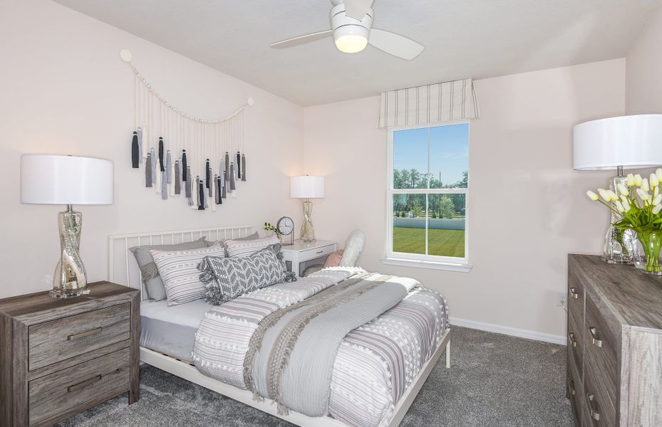 Representative furnished interior of a home built from the Talon by Pulte Homes in Silverlake, Lake Alfred (Image 8).