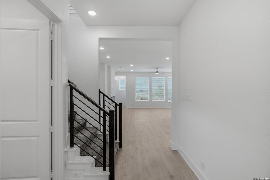 Spacious, unfurnished interior of a new home in Prominence, San Antonio (Image 32).