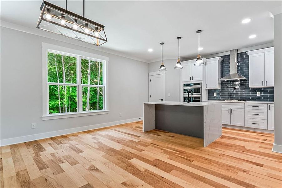 Spacious, unfurnished interior of a new home in , Hampton (Image 11).