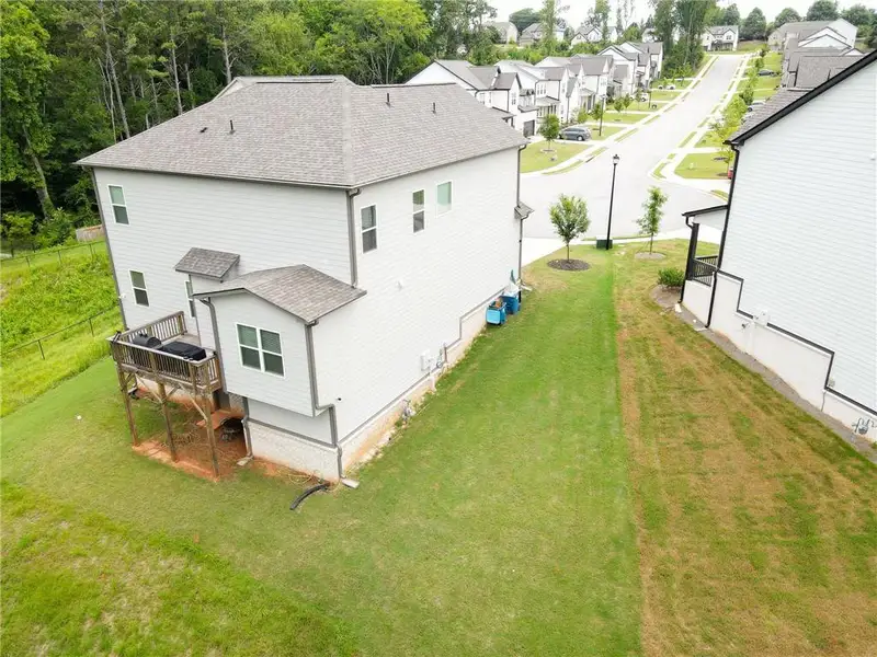 Exterior details and patio area of a home in , Auburn (Image 3).