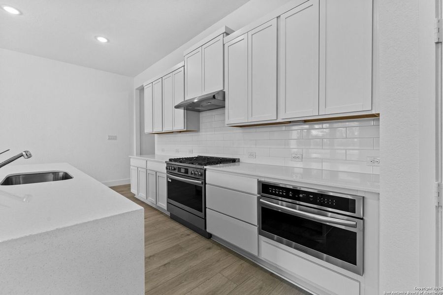 Furnished interior view inside a new home in Gatehouse: Classic Collection, New Braunfels (Image 4).