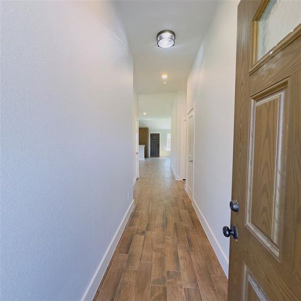 Spacious, unfurnished interior of a new home in , Dallas (Image 26).