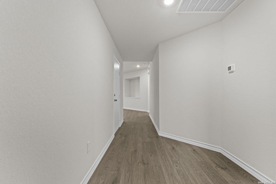 Spacious, unfurnished interior of a new home in High Garden, Comfort (Image 11).
