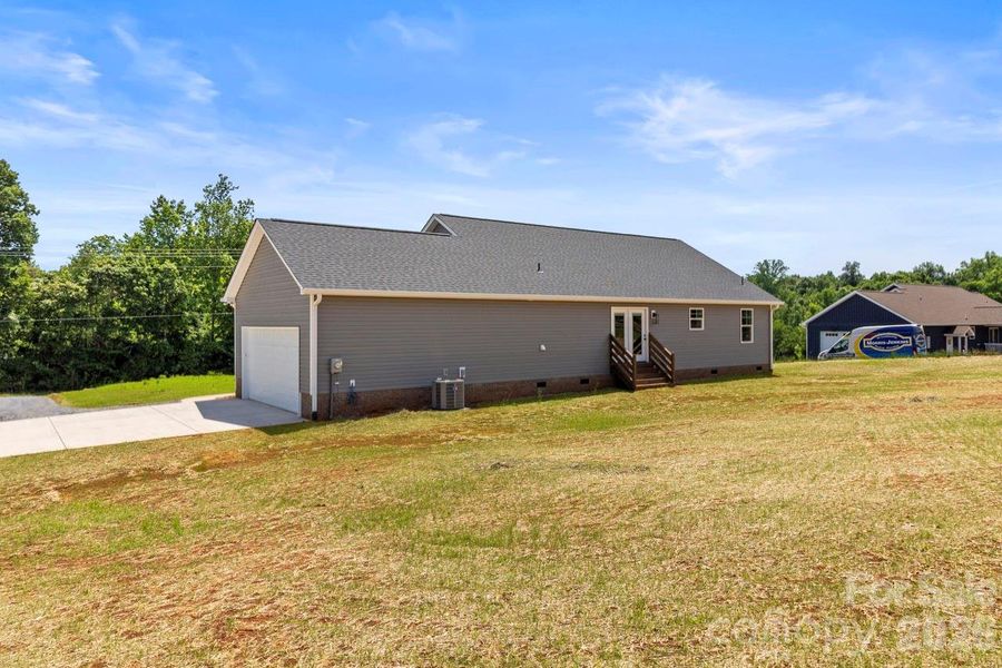 Exterior details and patio area of a home in , Lincolnton (Image 22).