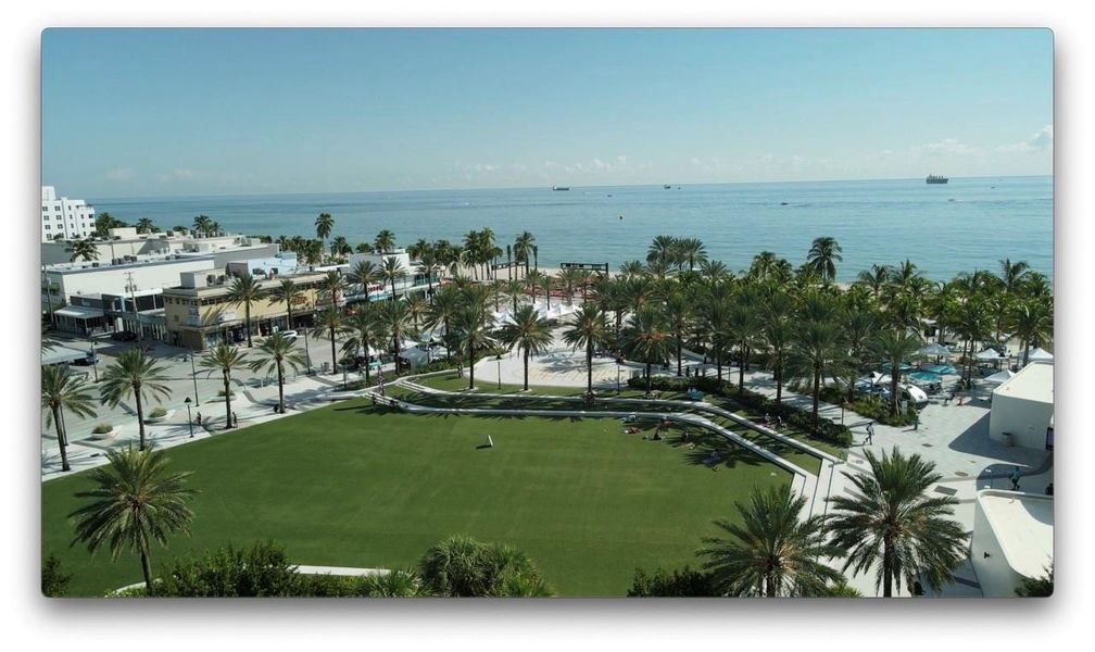 Nearby: Las Olas Oceanside Park