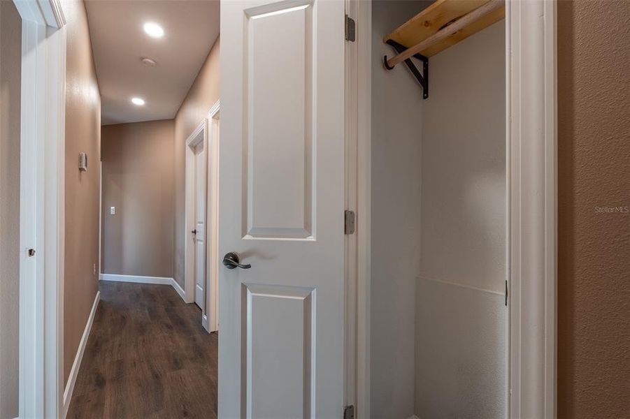 Spacious, unfurnished interior of a new home in , Spring Hill (Image 55).