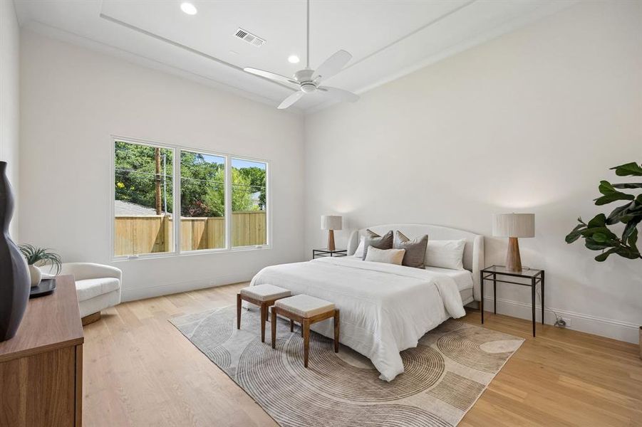 Furnished interior view inside a new home in , Dallas (Image 5).