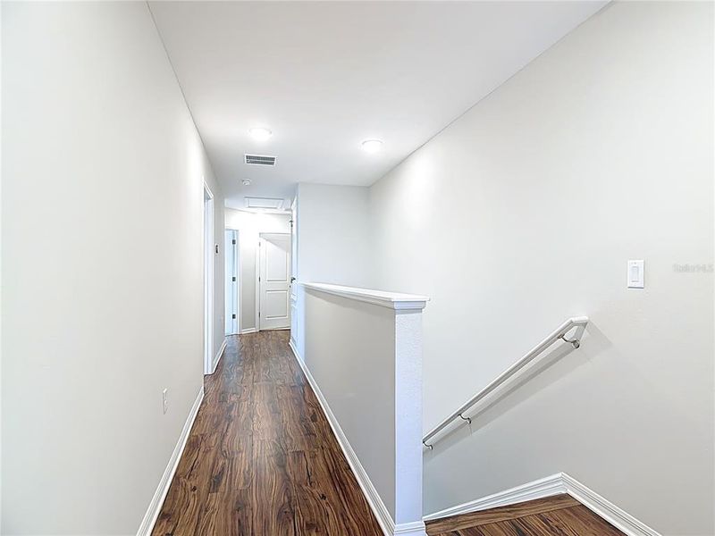 Spacious, unfurnished interior of a new home in , Lakeland (Image 23).