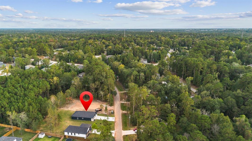 Front exterior of a new home in , Willis, TX, highlighting curb appeal (Image 7). Front exterior of a new home in , Willis, TX, highlighting curb appeal (Image 7).