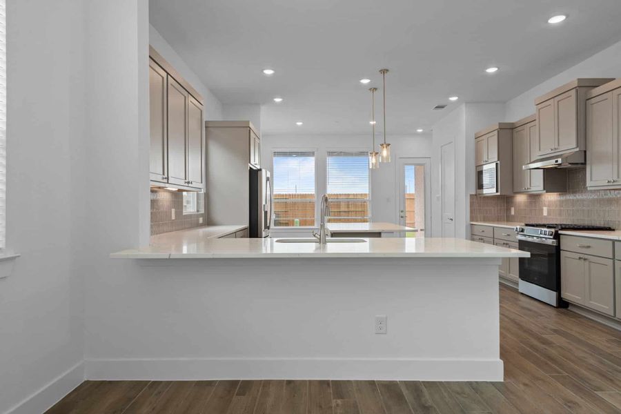 Image 39 of a home in Wood Leaf Reserve.