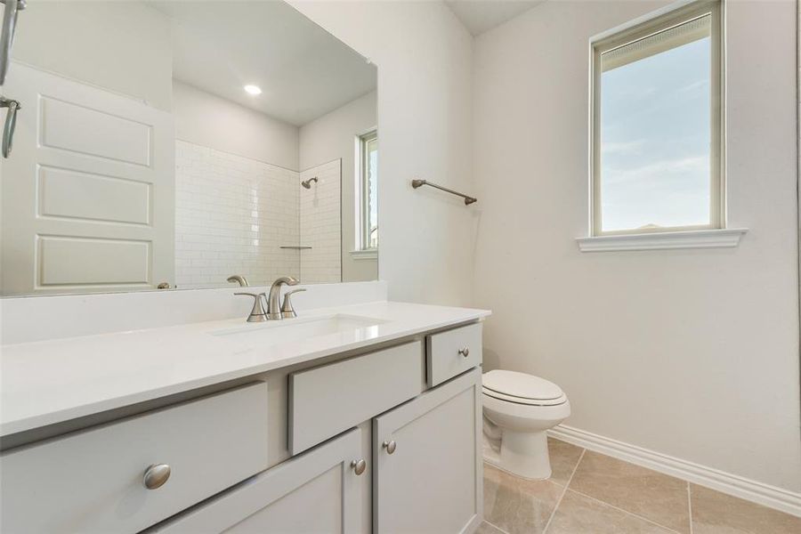 Furnished interior view inside a new home in Villages of Hurricane Creek, Anna (Image 9). Furnished interior view inside a new home in Villages of Hurricane Creek, Anna (Image 9).