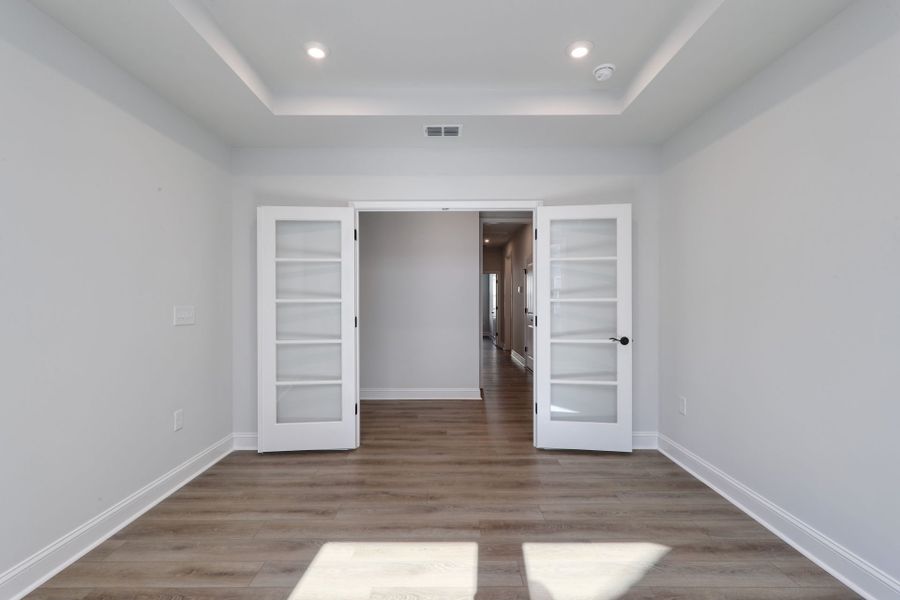 Spacious, unfurnished interior of a new home in Del Webb North Myrtle Beach, Myrtle Beach (Image 15). Spacious, unfurnished interior of a new home in Del Webb North Myrtle Beach, Myrtle Beach (Image 15).