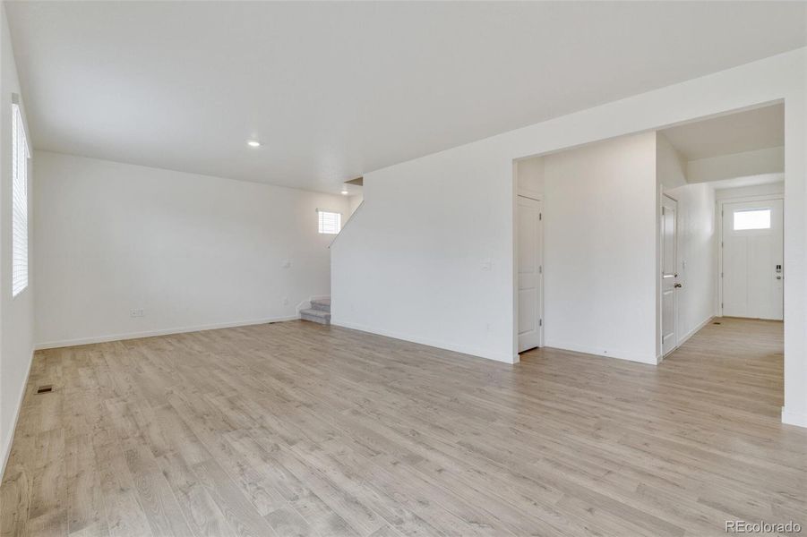 Spacious, unfurnished interior of a new home in Trails at Crowfoot, Parker (Image 24). Spacious, unfurnished interior of a new home in Trails at Crowfoot, Parker (Image 24).