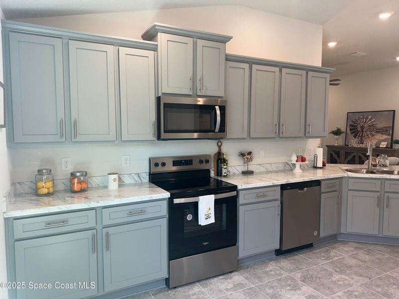Furnished interior view inside a new home in Hickory Ridge, Cocoa, FL, Cocoa (Image 7). Furnished interior view inside a new home in Hickory Ridge, Cocoa, FL, Cocoa (Image 7).