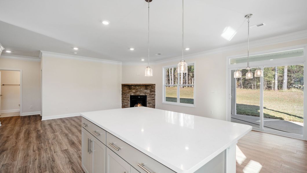 Representative unfurnished interior of a home built from the LONDON by D.R. Horton in Adams Glen, Greenville (Image 20).
