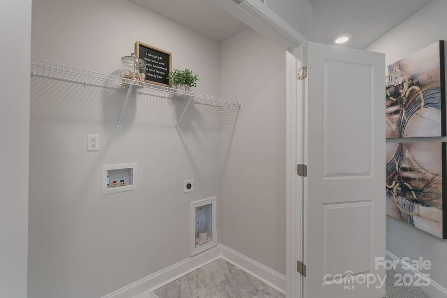 Image 25 of a home in Pine Trace. Image 25 of a home in Pine Trace.